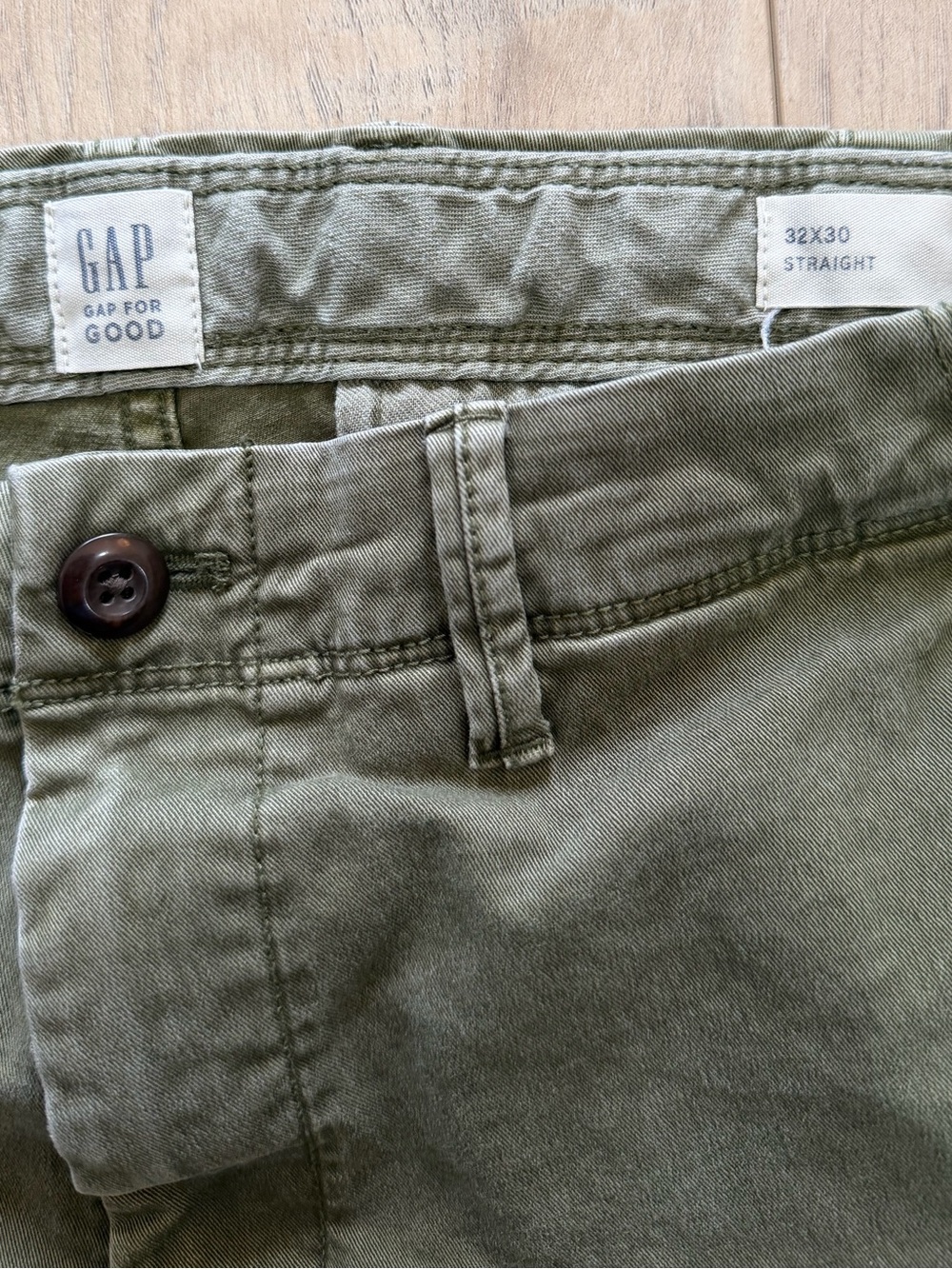 GAP Men’s Olive Green Straight Leg Chinos - Picture 4 of 4
